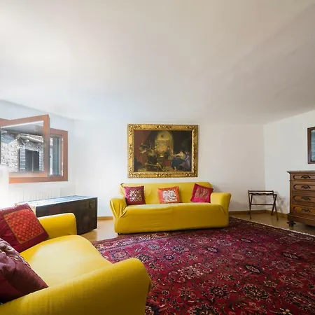 Heart Of Apartment