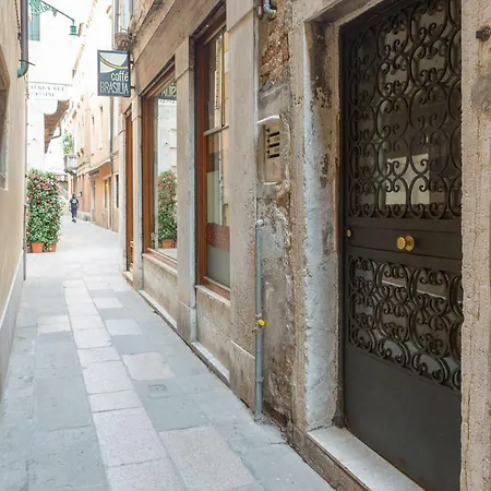 Apartment Heart Of Venice
