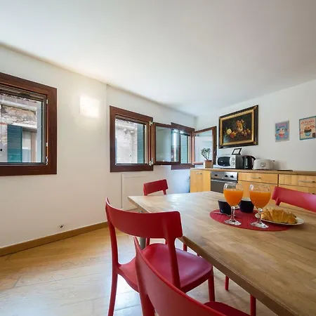 Apartment Heart Of *
